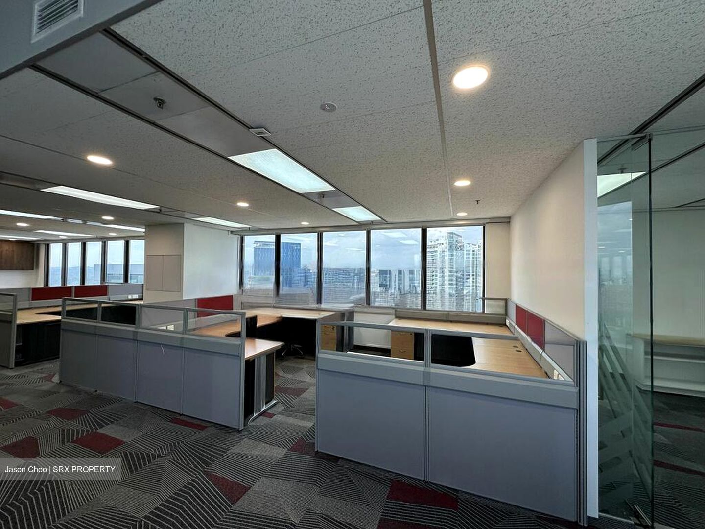 United Square (D11), Office #464418951
